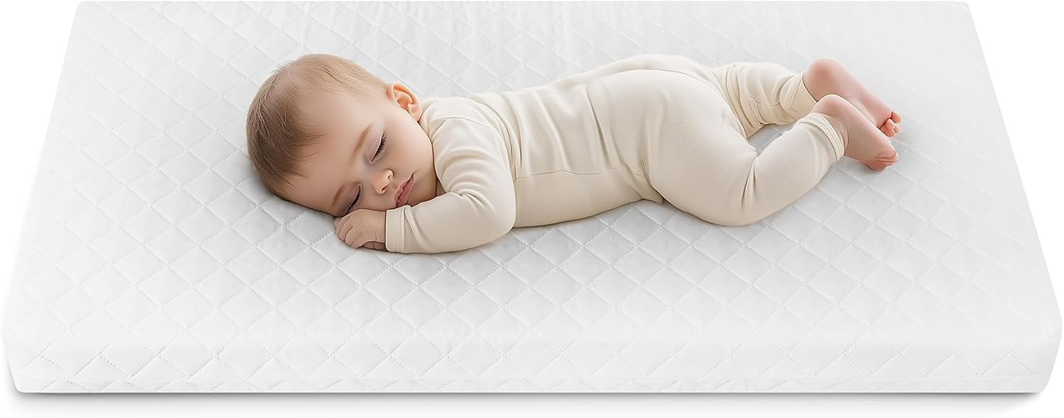 Love For Sleep Babybett 120x60 mit Matratze & Schublade, Höhenverstellbares Kinderbett aus Kiefernholz