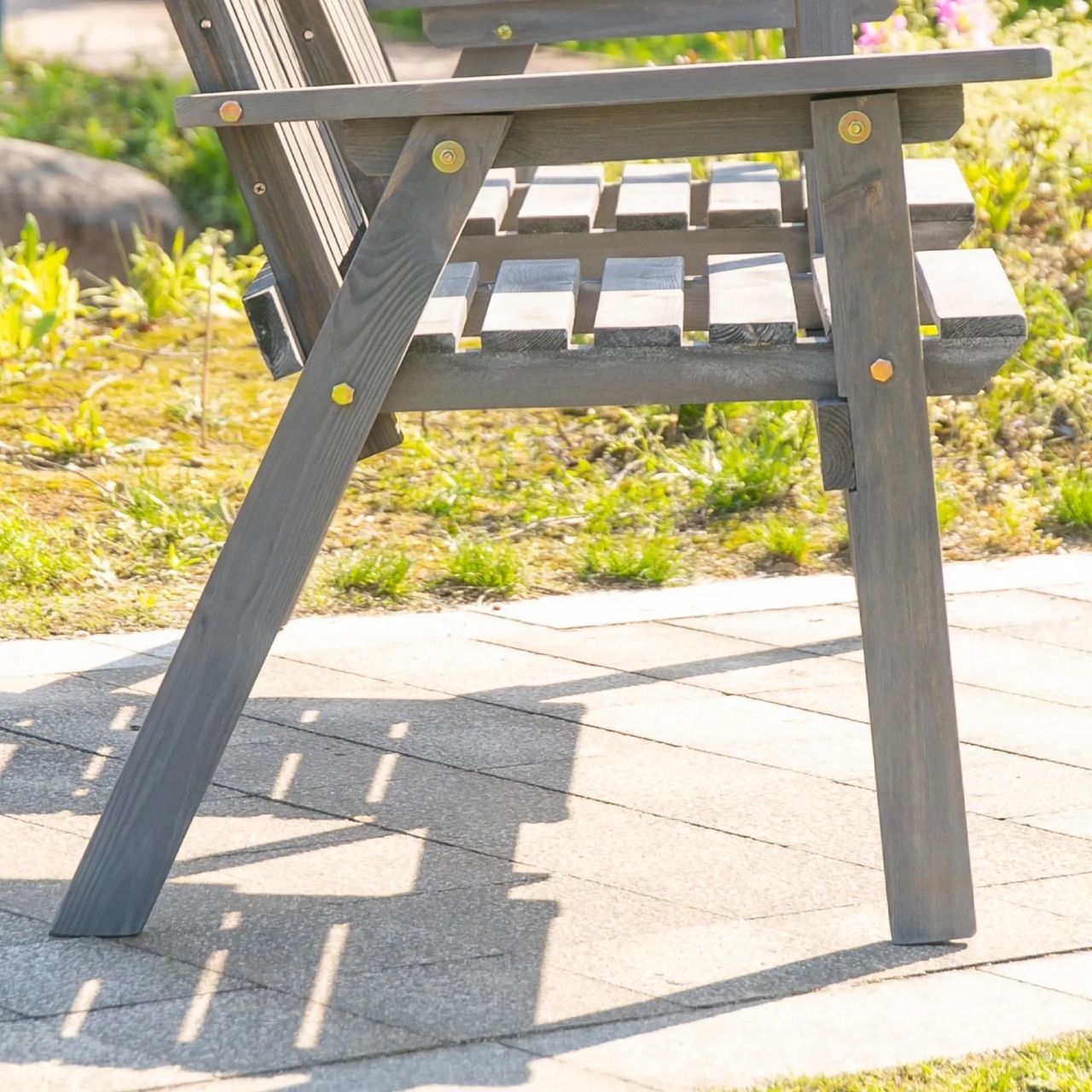 Gartenbank aus Massivholz mit integriertem Tisch – 2-Sitzer – 152 cm – Grau