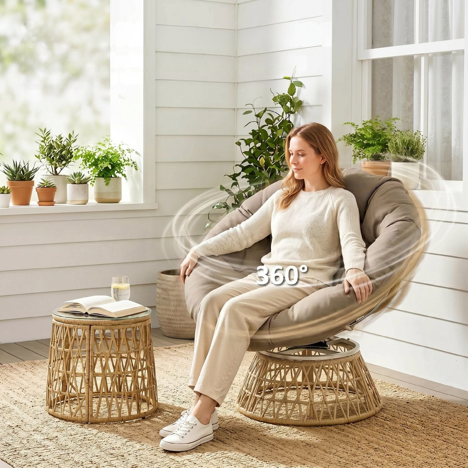 Rattan-Loungeset mit 2 drehbaren Sesseln, Tisch und dicken Polstern – 360°-Funktion